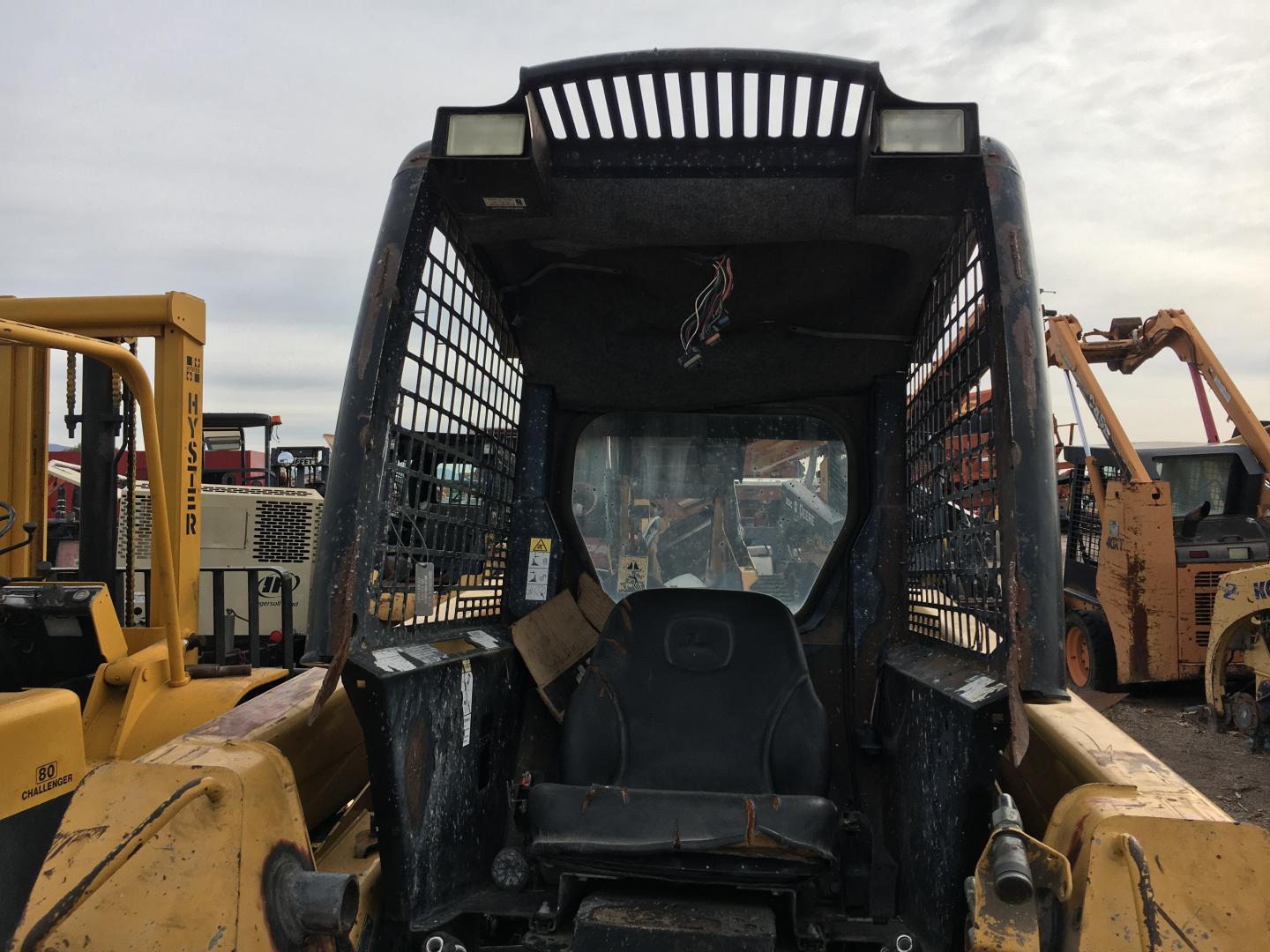 ./imagenes/INVOICE/2019/16925/MINICARGADOR JOHN DEERE 240 (14).JPG